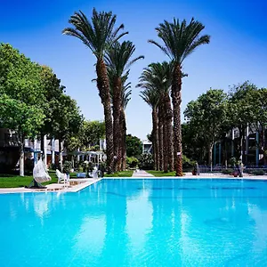 Royal Park By Sun And View דירה